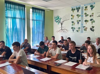ЗАХИСТ ЗВІТІВ З ВИРОБНИЧОЇ ПРАКТИКИ БАКАЛАВРІВ 