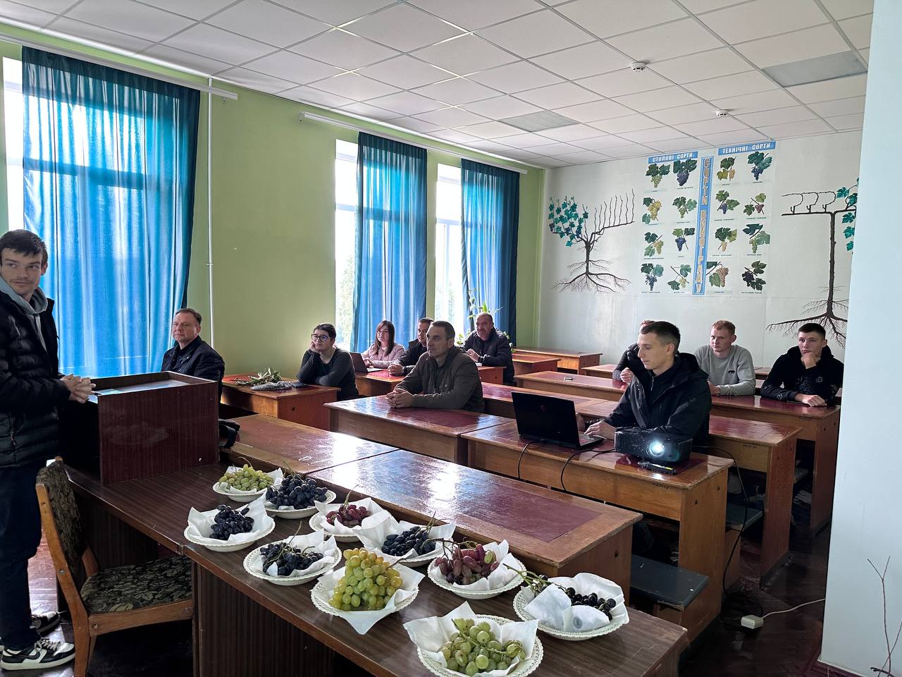 Студентський науковий гурток кафедри плодівництва і виноградарства